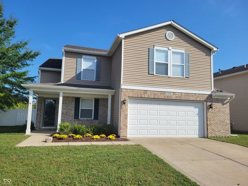 8468 Ash Grove Dr, Camby, IN, 46113-8109 | Card Image