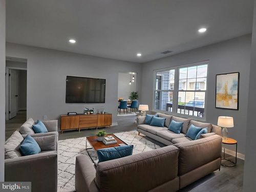 apt-d-317 Moseby Ct, MANASSAS PARK, VA, 20111-2089 | Card Image