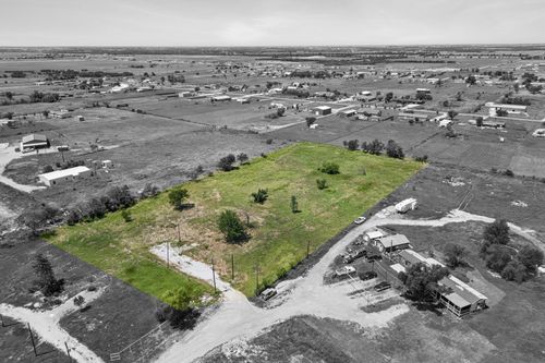 402 Sunflower Dr, Valley View, TX, 76272-6955 | Card Image