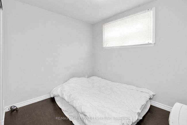 69 Newstead Cres, House attached with 4 bedrooms, 2 bathrooms and 3 parking in Brampton ON | Image 18