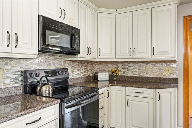 16 Sheldon Ave, House other with 3 bedrooms, 2 bathrooms and 2 parking in Easthampton MA | Image 14