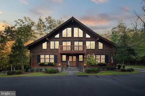 4791 Wintergreen Ct, WOODBRIDGE, VA, 22192-6127 | Card Image