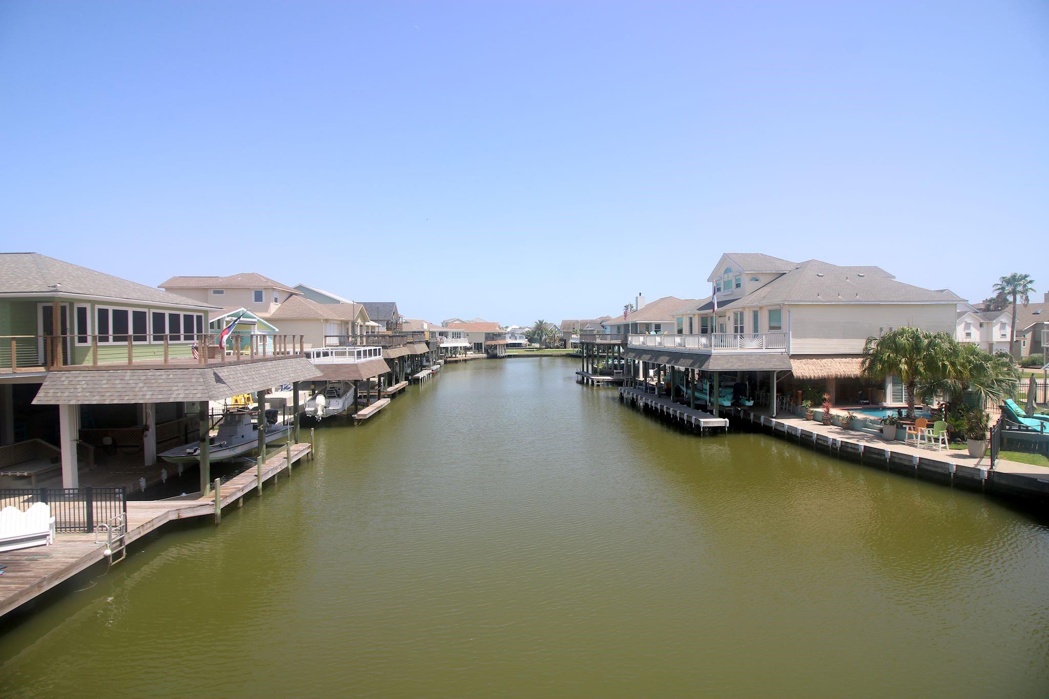 Residential in Tiki Island 4