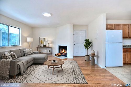 apt-3-638 Cove Rd, Stamford, CT, 06902-5400 | Card Image