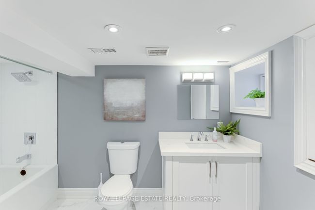 7 Delaware Ave, House attached with 5 bedrooms, 5 bathrooms and 1 parking in Toronto ON | Image 45