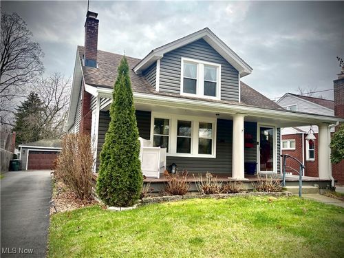 135 Afton Ave, Youngstown, OH, 44512-2307 | Card Image