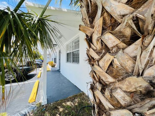 401 Se 23rd Ave, Boynton Beach, FL, 33435-7289 | Card Image