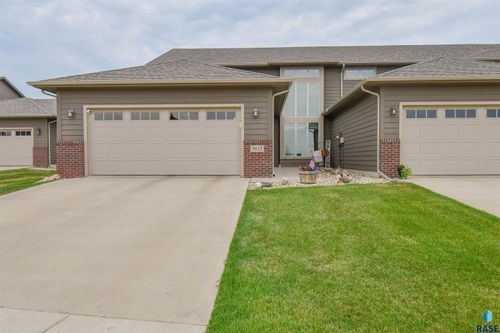 5615 Yarrow Trl Trail, Sioux Falls, SD, 57108 | Card Image