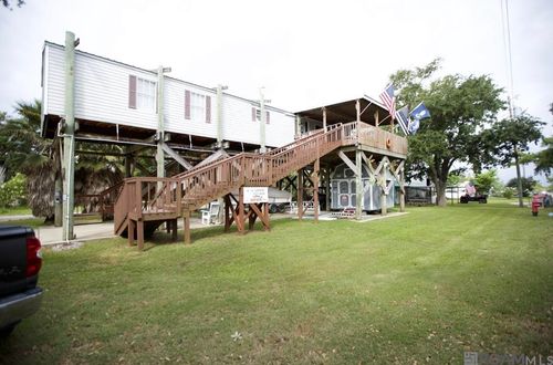 225 Chighizola Ln, Grand Isle, LA, 70358 | Card Image