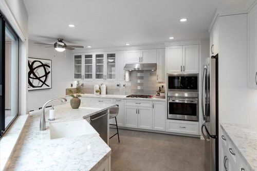 apt-2-248 Walker Dr, Mountain View, CA, 94043-2167 | Card Image