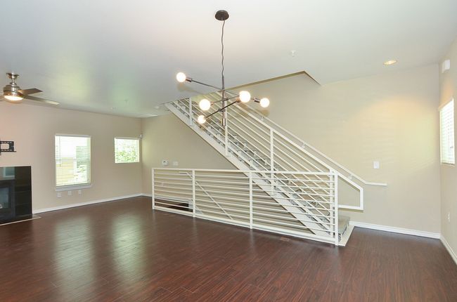 APT-1003 - 2606 Wilson St, Condo with 2 bedrooms, 3 bathrooms and 2 parking in Austin TX | Image 5