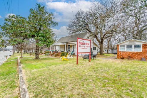 1513 N Main St, Weatherford, TX, 76086-1656 | Card Image