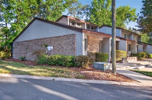 2820 Nw 39th Ter, GAINESVILLE, FL, 32606-6672 | Card Image