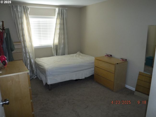 15117 Se Shale Dr, House other with 5 bedrooms, 3 bathrooms and 2 parking in Damascus OR | Image 14