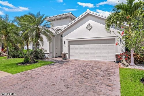 15501 Cadiz Ln, NAPLES, FL, 34110-2818 | Card Image