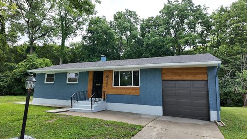 5050 Leedale Dr, Dayton, OH, 45417-6008 | Card Image
