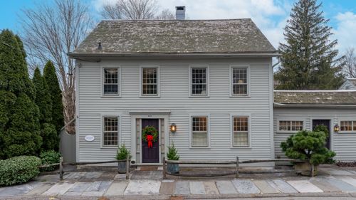 410 Washington St, Norwich, CT, 06360-2408 | Card Image