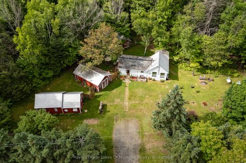 32 Old Rainy Lake Rd, Sprucedale, ON, P0A1Y0 | Card Image