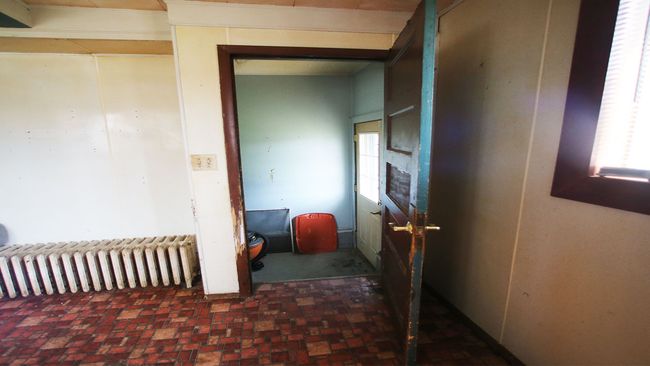 102 N Maple St, House other with 3 bedrooms, 1 bathrooms and 3 parking in Toluca IL | Image 10