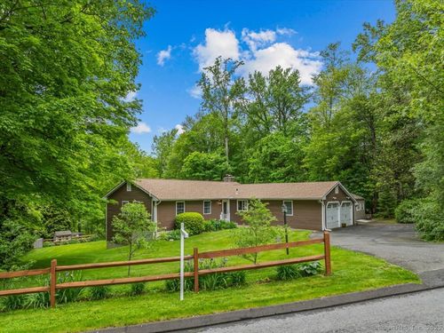 44 Perry Ln, Oxford, CT, 06478-1213 | Card Image