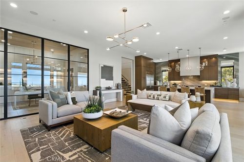445 Promontory, Irvine, CA, 92602 | Card Image
