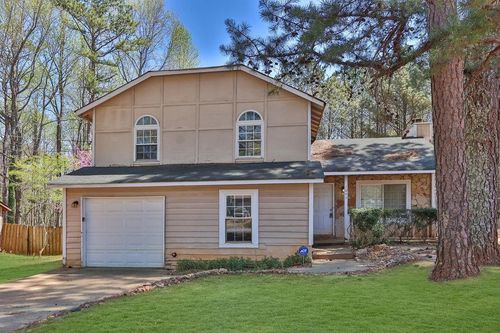 1045 Forest Path, Stone Mountain, GA, 30088-2922 | Card Image