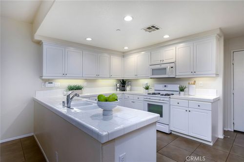 15866 Fountain Ln, Chino, CA, 91708 | Card Image
