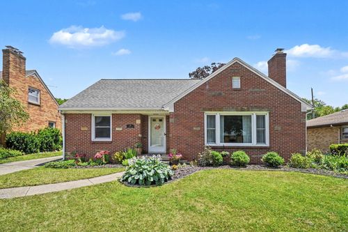136 Westmont Drive Nw, Grand Rapids, MI, 49504 | Card Image