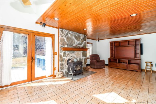 46 Shepard Hill Rd, House other with 3 bedrooms, 3 bathrooms and null parking in Newtown CT | Image 23