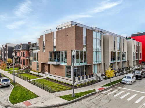 311 Alfred St, Detroit, MI, 48201-3122 | Card Image