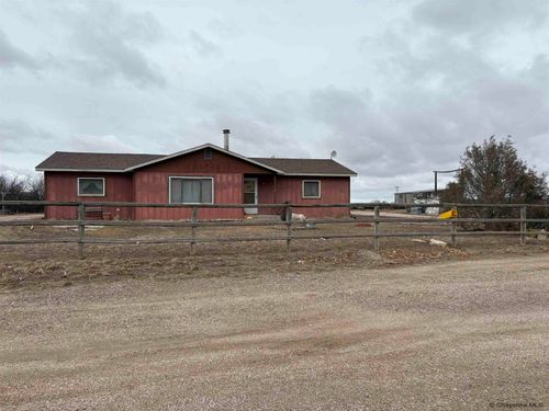 13 Brown Rd, WHEATLAND, WY, 82201-8911 | Card Image