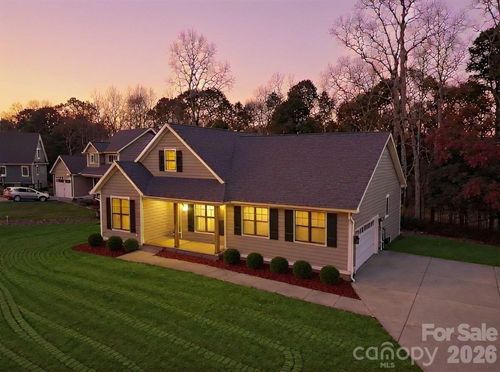 2656 Polo Ln, Maiden, NC, 28650-8737 | Card Image