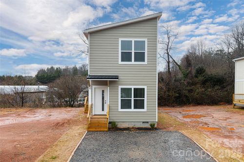 10 Wyndom Lane, Asheville, NC, 28805 | Card Image