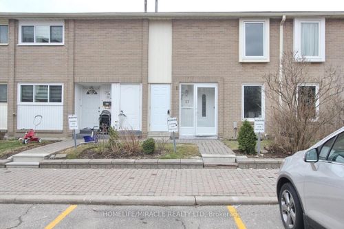 27 Craigleigh Cres, Brampton, ON, L6T2E3 | Card Image