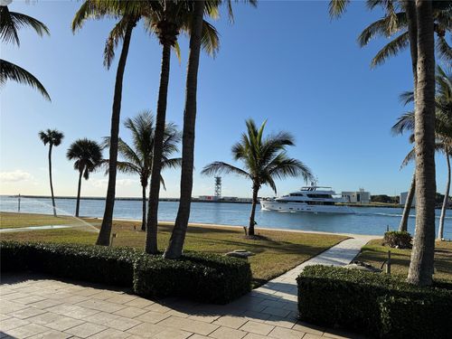 2608 Inlet Dr, Fort Lauderdale, FL, 33316-3202 | Card Image