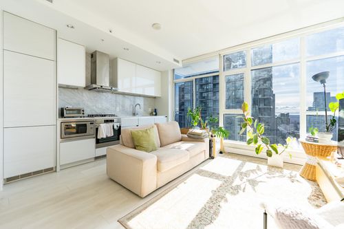 3203-4670 Assembly Way, Burnaby, BC, V5H0H3 | Card Image