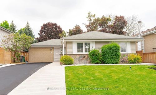 46 Staveley Cres, Brampton, ON, L6W2R9 | Card Image