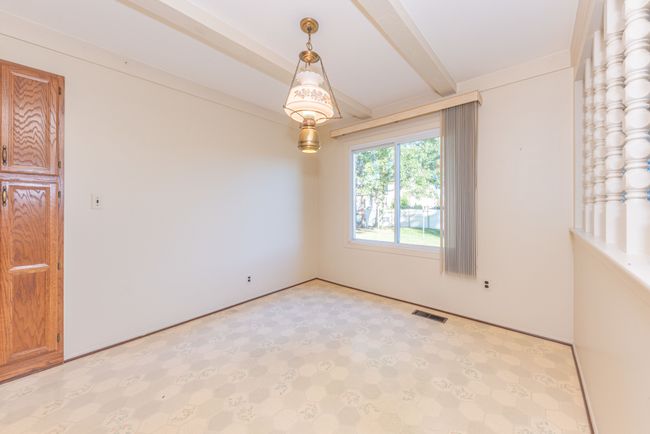 37332 Munger Dr, House other with 3 bedrooms, 2 bathrooms and null parking in Livonia MI | Image 14