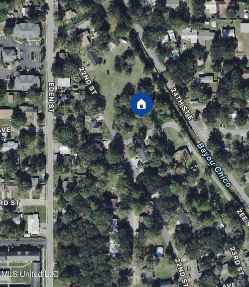 3107 Zee St, Pascagoula, MS, 39581-2654 | Card Image