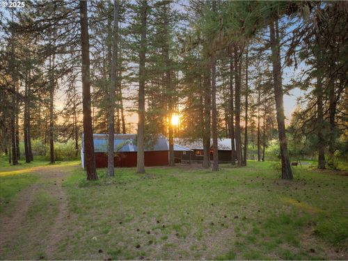 74576 Thompson Rd, Elgin, OR, 97827-8143 | Card Image