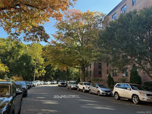 apt-6m-83 98th St, Woodhaven, NY, 11421-1682 | Card Image