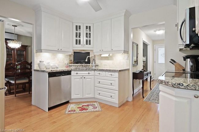 15 Bay St, House other with 2 bedrooms, 1 bathrooms and 5 parking in Newboro ON | Image 10