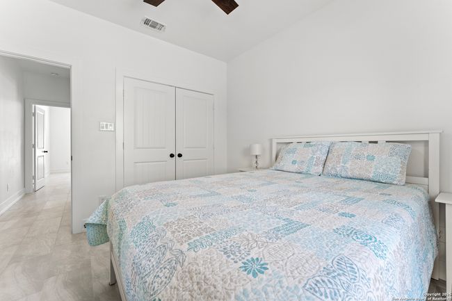 1101 Persimmon Pass, House other with 3 bedrooms, 2 bathrooms and null parking in Fischer TX | Image 32