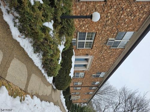 32d8-19 Savage Rd, Denville, NJ, 07834-1625 | Card Image