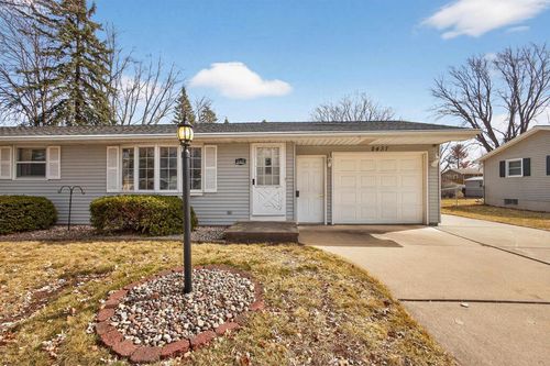 2437 Peshtigo Street, Ashwaubenon, WI, 54313 | Card Image