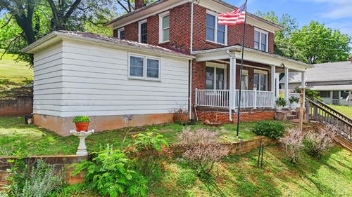 10662 Lee Jackson Hwy., Big Island, VA, 24526 | Card Image