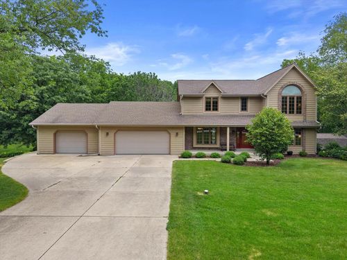 N68W26546 Wilderness Way, Lisbon, WI, 53089-2461 | Card Image