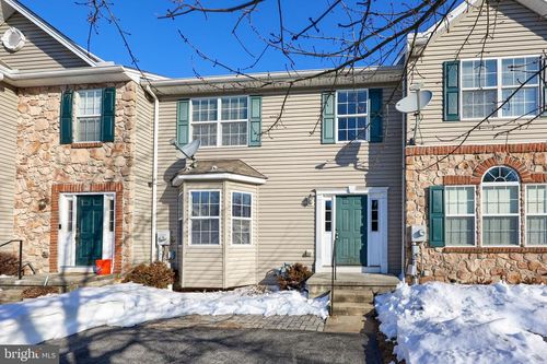 462 Madison Dr, SHREWSBURY, PA, 17361-1642 | Card Image