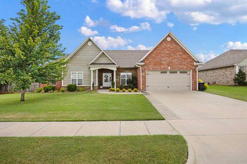 102 Buffalo St, Clarksville, AR, 72830-8057 | Card Image