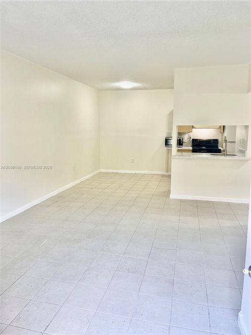 1-11-15699 Sw 73rd Circle Ter, Miami, FL, 33193-1808 | Card Image